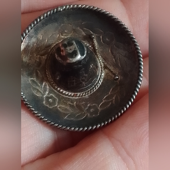 1940s Mexican Sterling Silver  Sombrero Pin  - Picture 6 of 9
